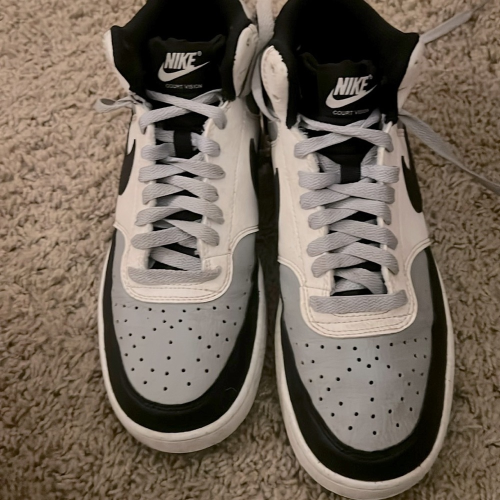 Nike, court vision mid size 8